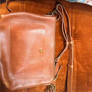 Madewell Leather Crossbody Bag in Warm Cognac